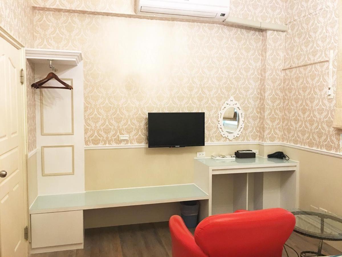 Ｗhite Ｗindmill Apartment Kota Hualien Bagian luar foto
